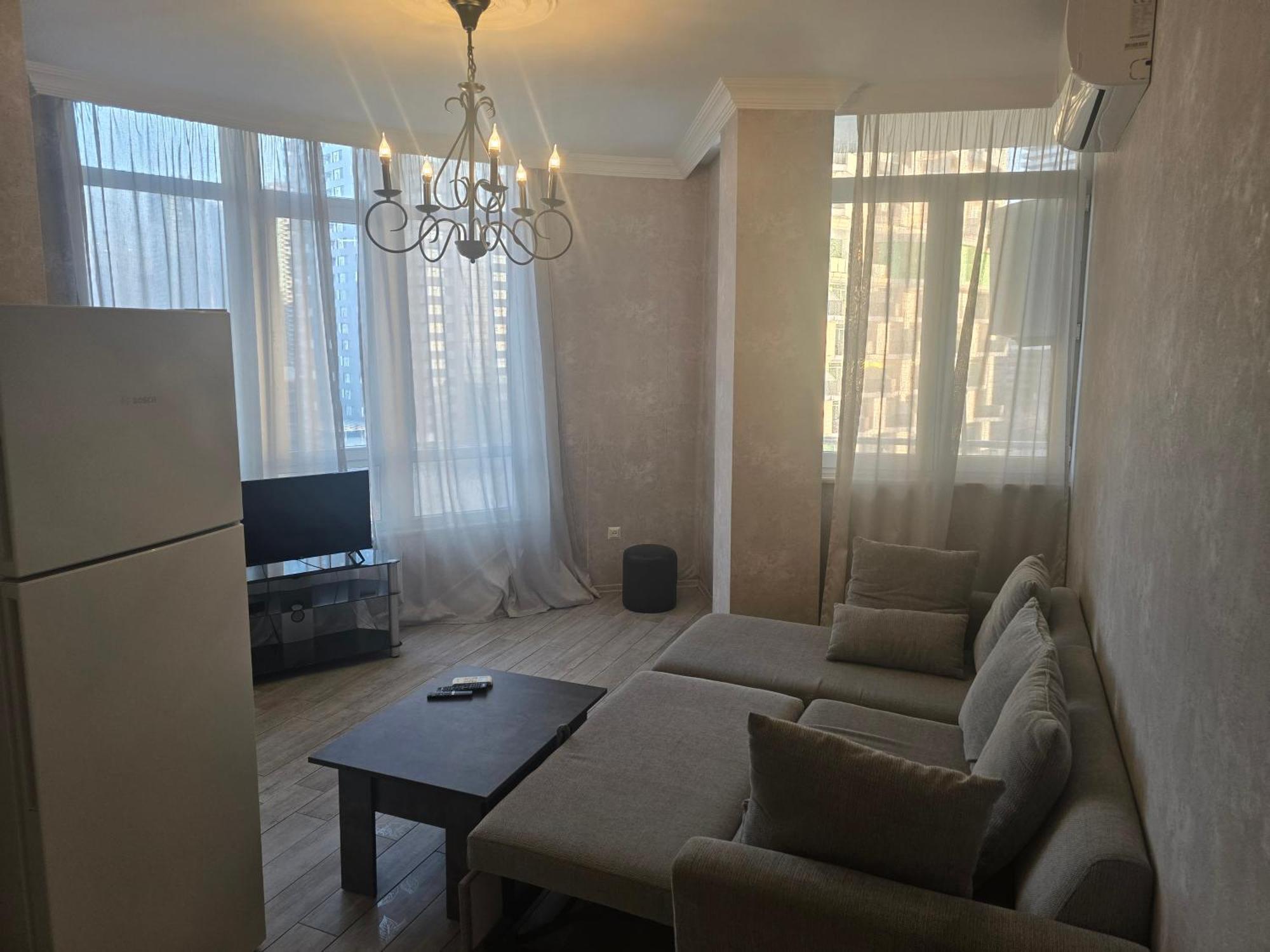 Apartment Roin Batoumi Extérieur photo